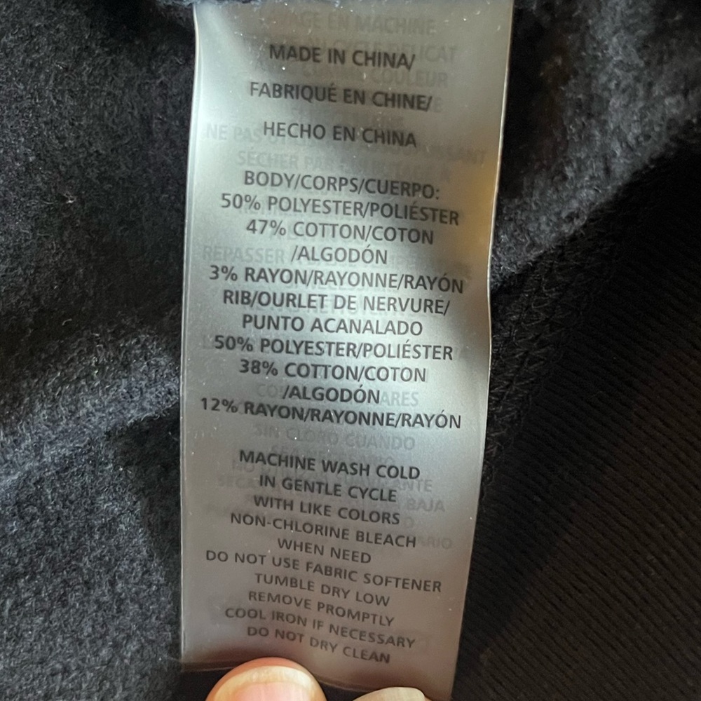 Betsey Johnson Embellished Rhinestone Skull Fleece Sweatshirt Black-Small - VGUC - Picture 14 of 14